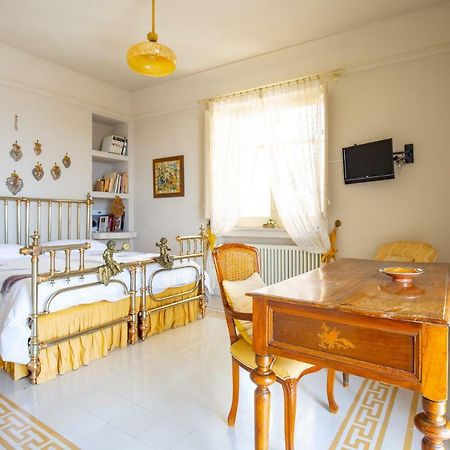 فيلا Solemar Sicilia - Casa Porto Bagnera سانتا فلافيا المظهر الخارجي الصورة
